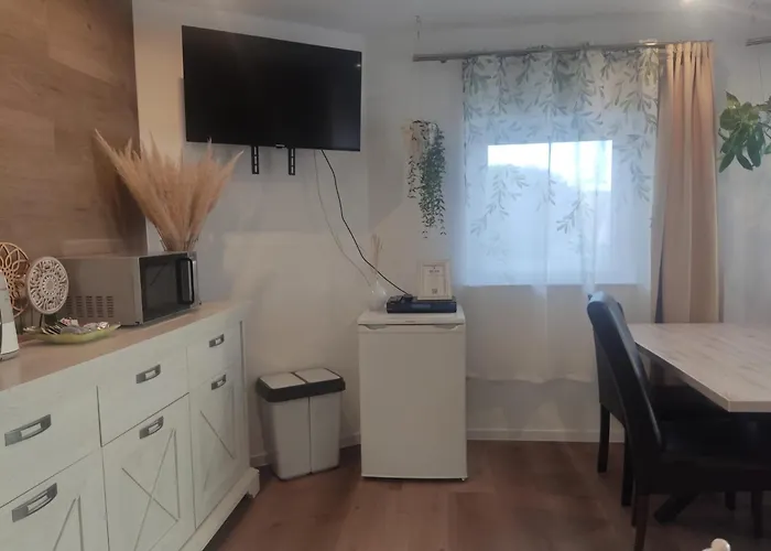 Kleine Oase Апартаменты Руст